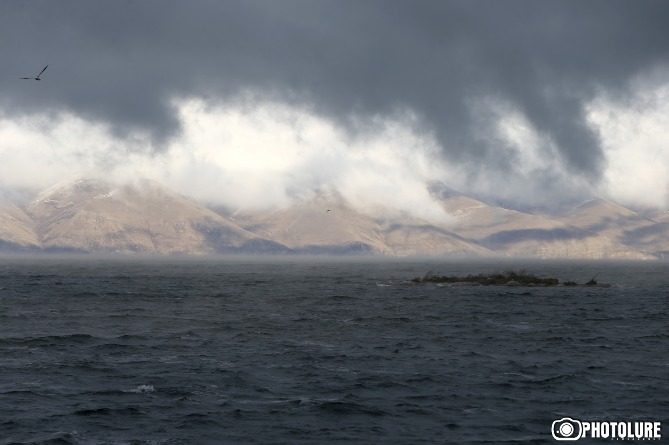 "Цветение" Севана будет периодическим: озвучены причины 