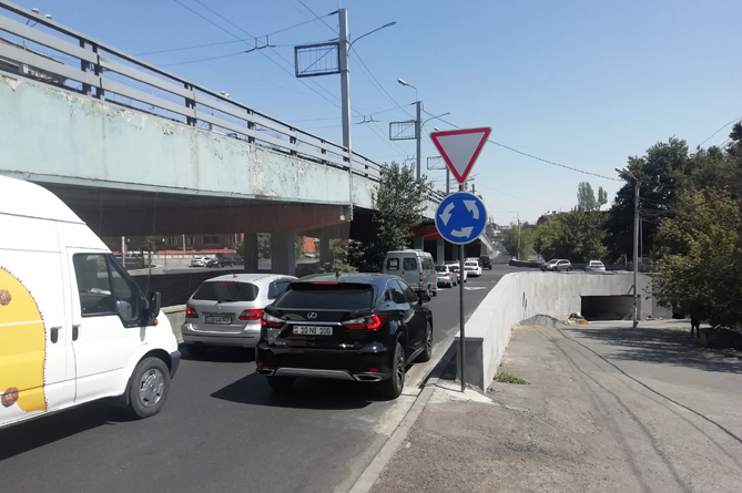 В Ереване на полтора месяца перекроют верхнюю часть развязки «Ламбада»