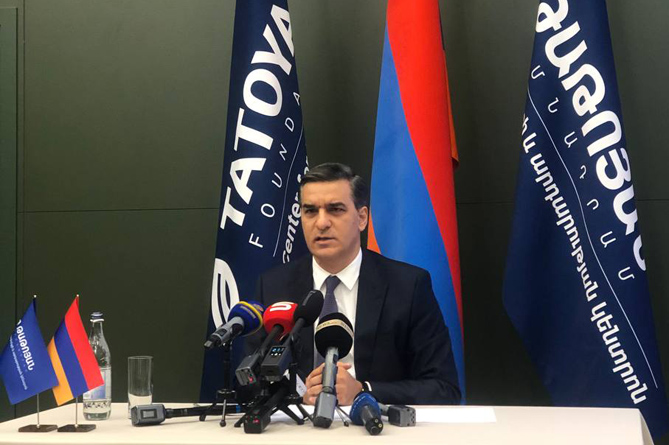 Татоян заявил о предложении снизить налоговую нагрузку для многодетных семей в Армении