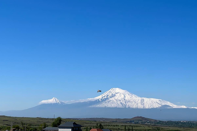 Возможный Ноев ковчег: загадочные подземные структуры обнаружены у горы Арарат в Турции – Daily Mail 