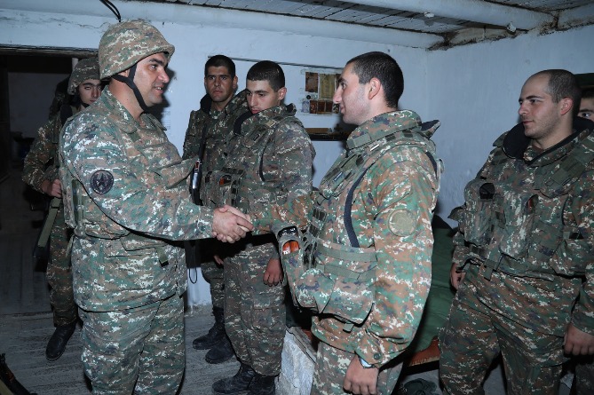 Герои нашего времени: Армия обороны Арцаха показала защитников армянской государственности (ФОТО)