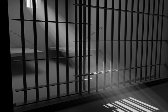 Правозащитница: в Баку у армянских пленных выжигали с кожи татуировки с крестами