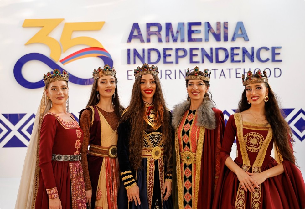 Армения представлена отдельным павильоном на фестивале культуры в Туркменистане (ФОТО, ВИДЕО)