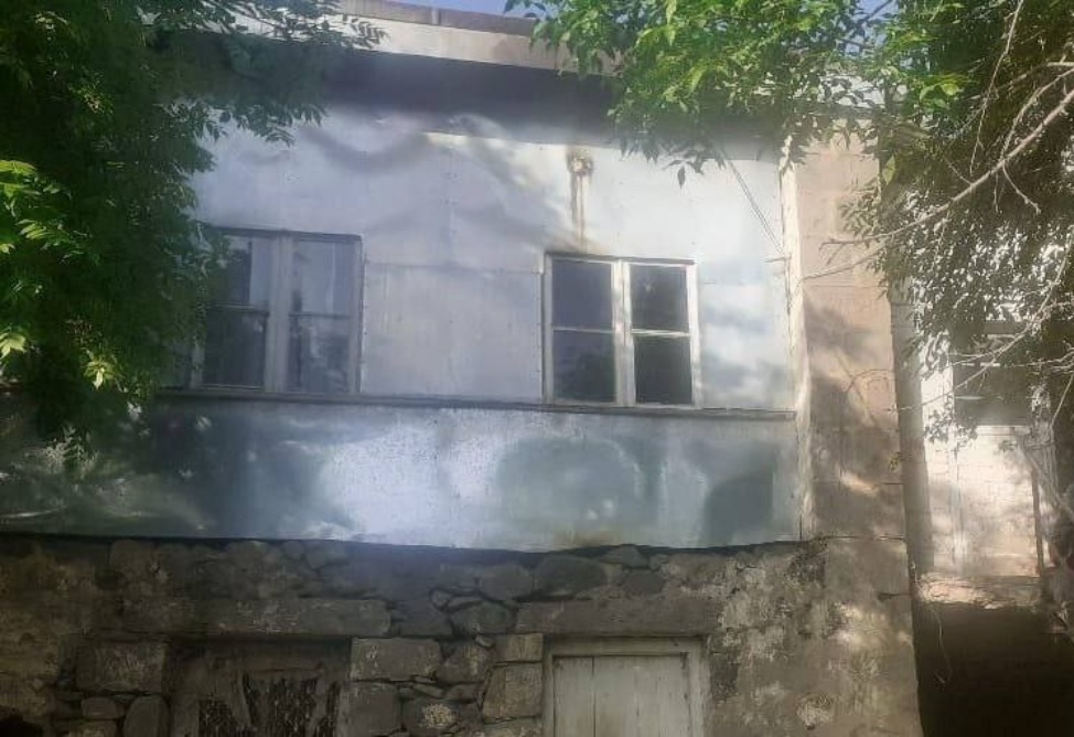 Азербайджан обстрелял армянское село: поврежден жилой дом (ФОТО)