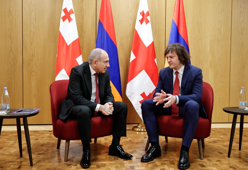 Армения и Грузия придают важность расширению торгово-экономического сотрудничества