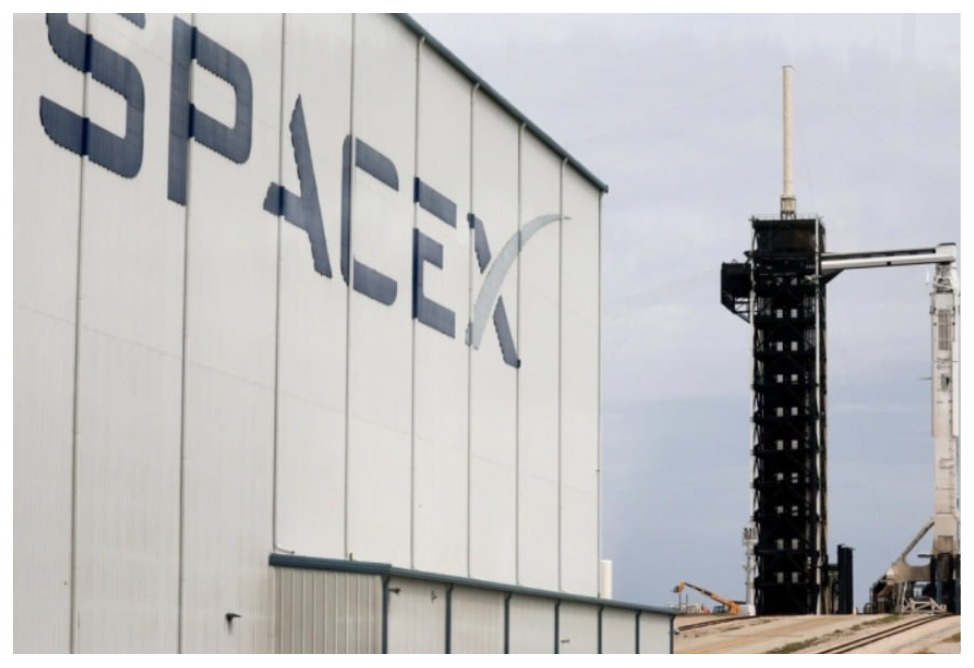 SpaceX SpaceX