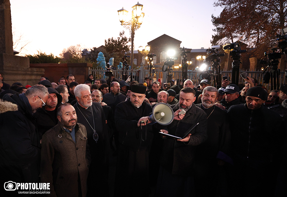 Литургия в Эчмиадзине-6