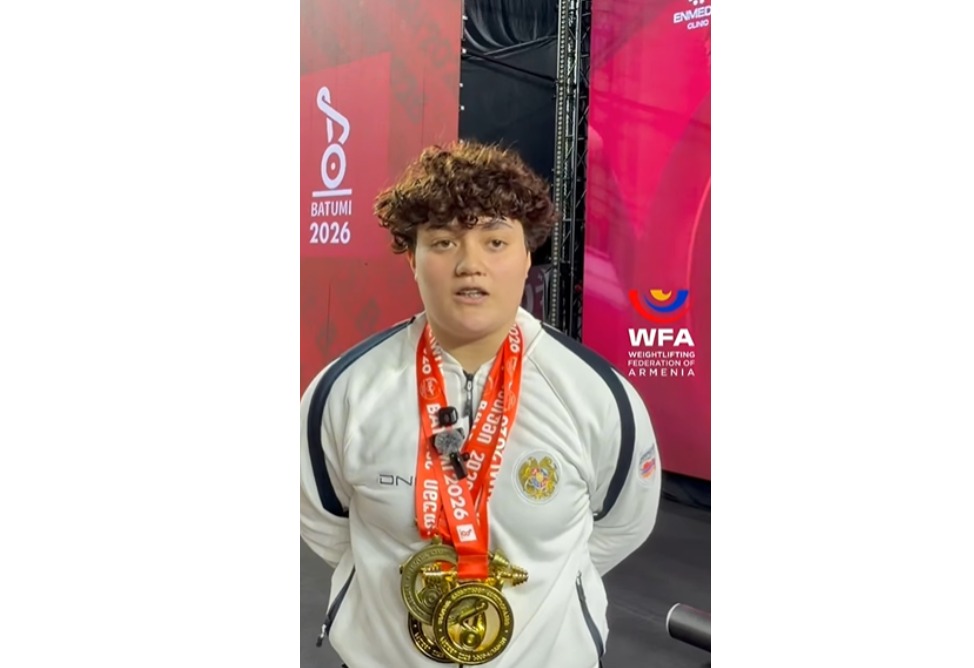 19-ամյա Էմմա Պողոսյանը հռչակվել է ծանրամարտի Եվրոպայի չեմպիոն (ՎԻԴԵՈ)