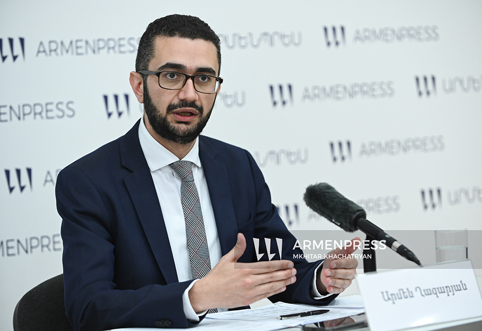 В МВД Армении назвали нонсенсом заявления о замедлении процесса предоставления гражданства РА арцахцам