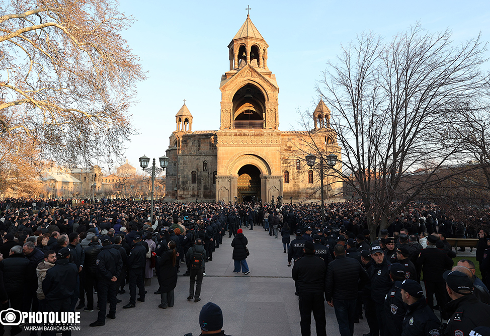 Литургия в Эчмиадзине