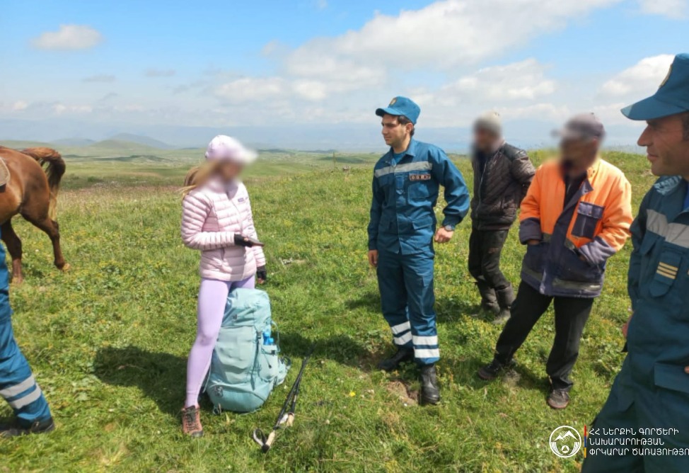  Армянские спасатели помогли туристке в Гегаркунике