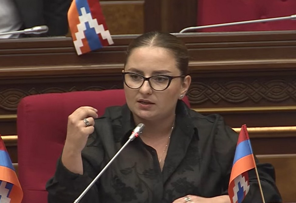 Оппозиционный депутат от блока «Армения» усомнилась в выгоде Еревана от заявлений на саммите ЕПС