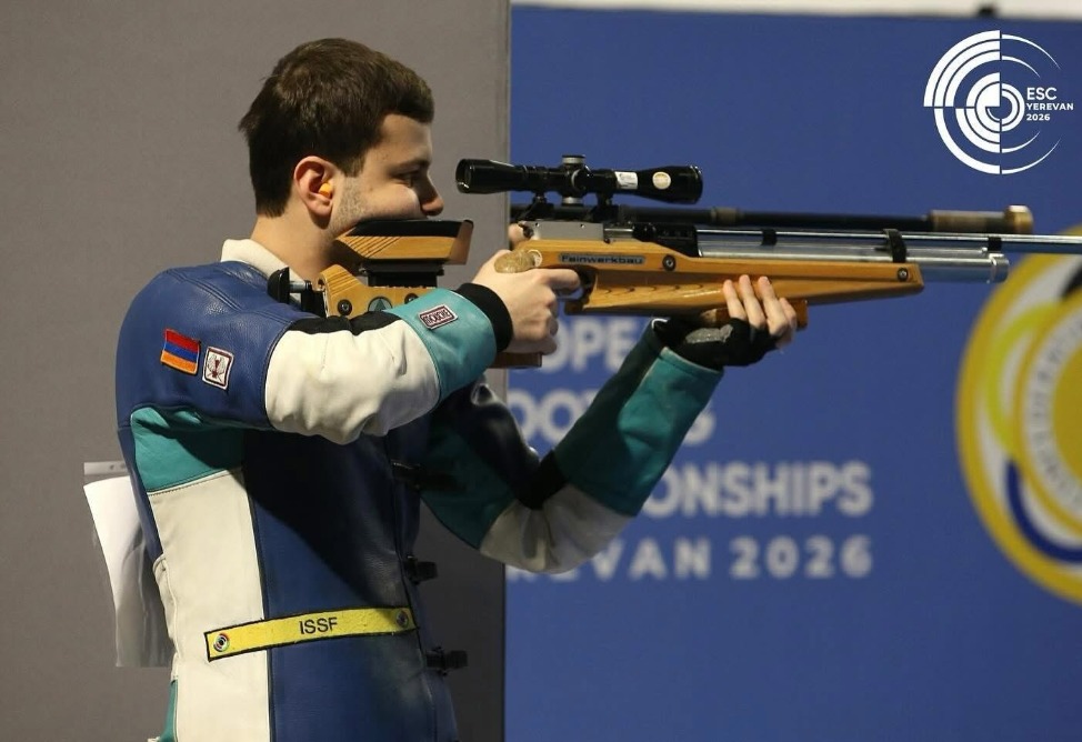 Айк Минасян стал чемпионом мира по стрельбе, у Армении также командное серебро