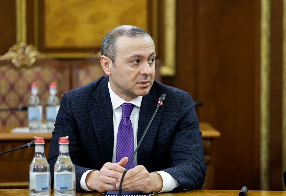 Секретарь Совбеза Армении отправится в Гданьск на Конференцию по восстановлению Украины