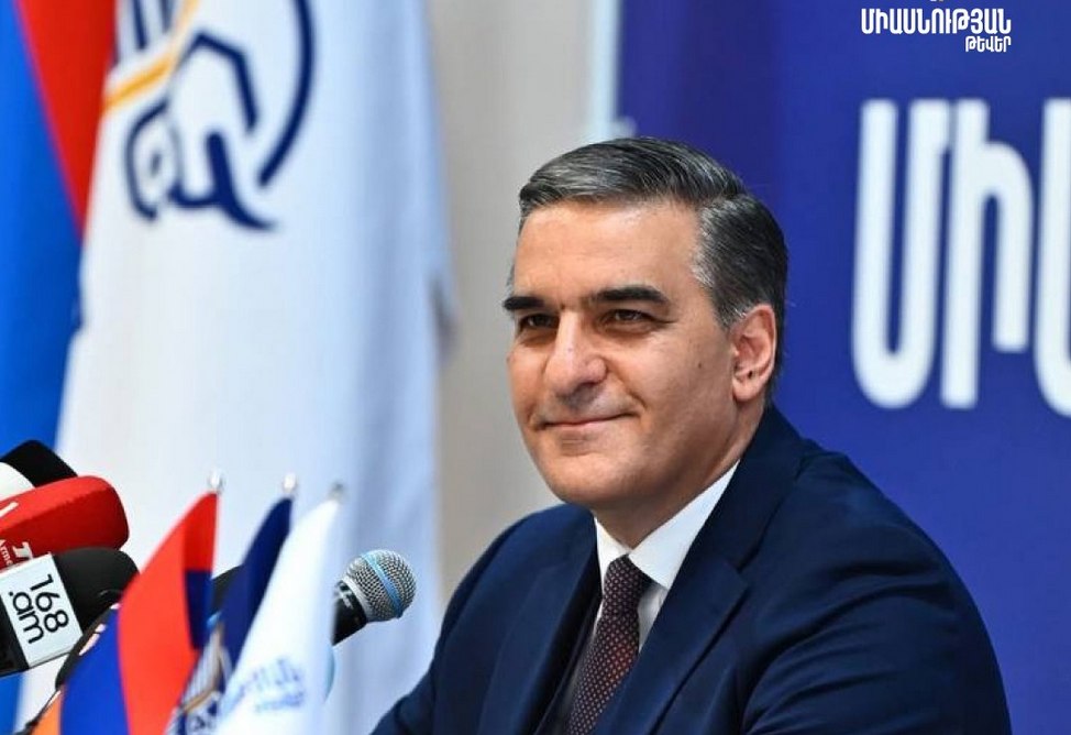 Հայաստանում 4 երեխա ունեցող ընտանիքները կկարողանան անվճար բնակարան ստանալ. Թաթոյան