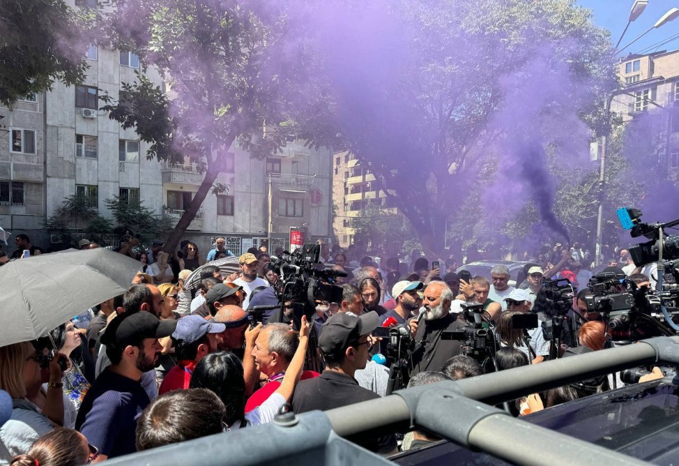 Акции протеста в Ереване-0