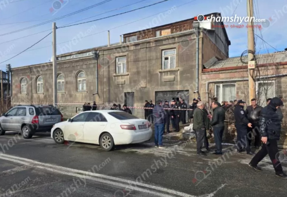Жестокое двойное убийство в Гюмри: 37-летний мужчина зарезал своих родителей