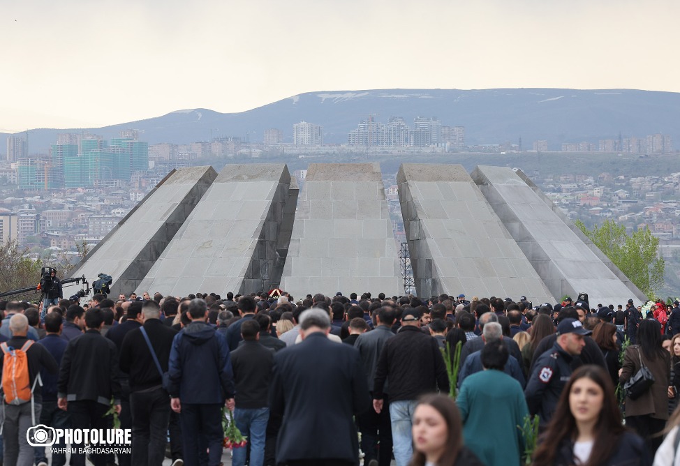 В Ереване поминают жертв Геноцида армян в Османской империи-8
