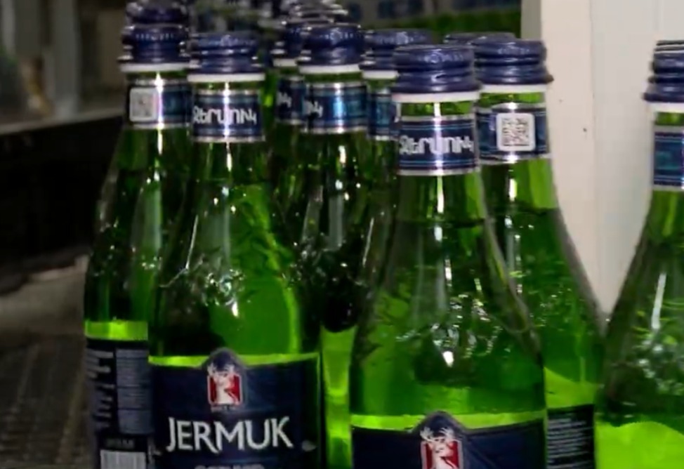 Армянский регулятор проверяет сообщения о запрете продажи минералки «Джермук» в России