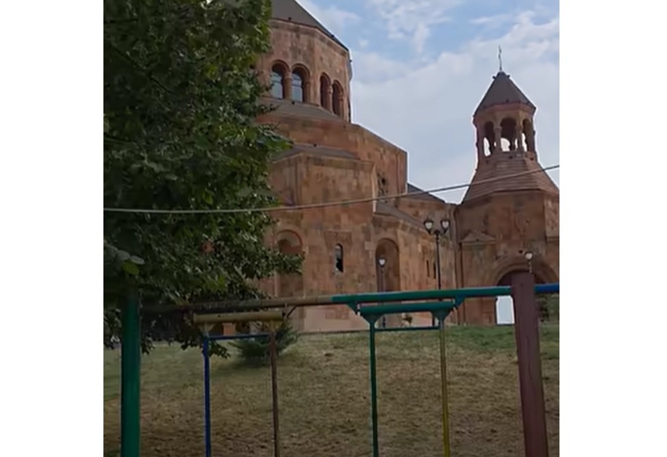Азербайджанские вандалы повредили собор в оккупированном Степанакерте - Monument Watch