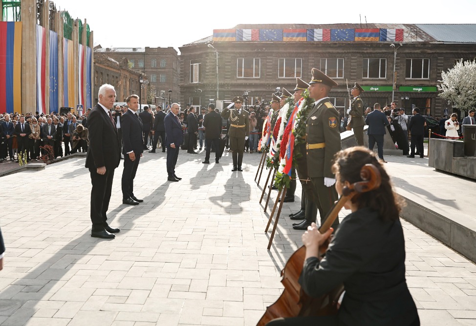 Макрон в Гюмри