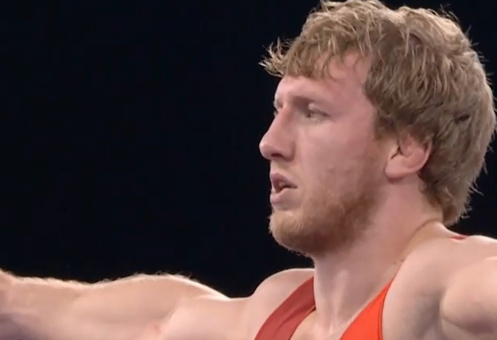  Артур Алексанян вышел в четвертьфинал ЧМ в Загребе. Его следующим соперником станет азербайджанский борец (ФОТО) 