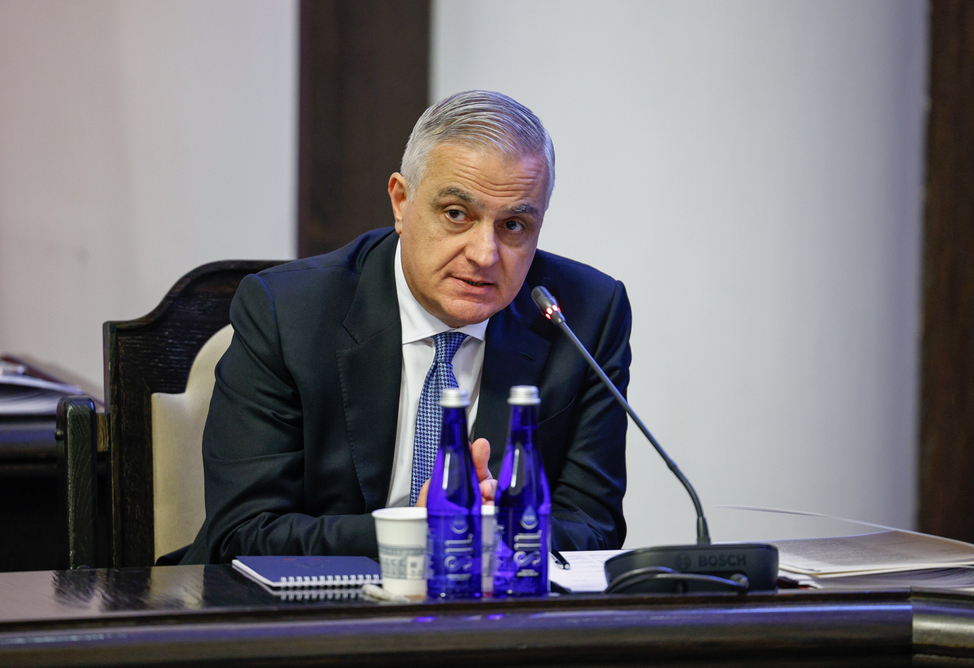 ՀՀ փոխվարչապետը տեղեկություններ է հայտնել Ադրբեջանի հետ սահմանի սահմանազատման աշխատանքների ընթացքի մասին